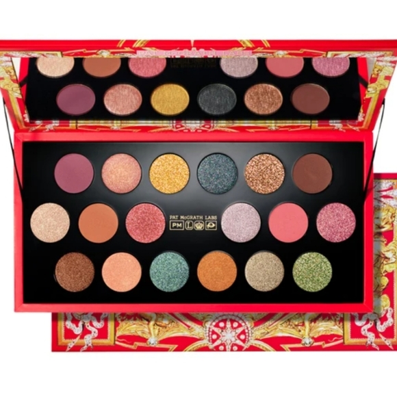 Pat McGrath Other - Mthrshp Mega Celestial Odyssey palette